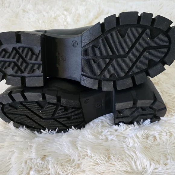 S O L D  Guess LA Black Moto Boots size 10M - Picture 6 of 12